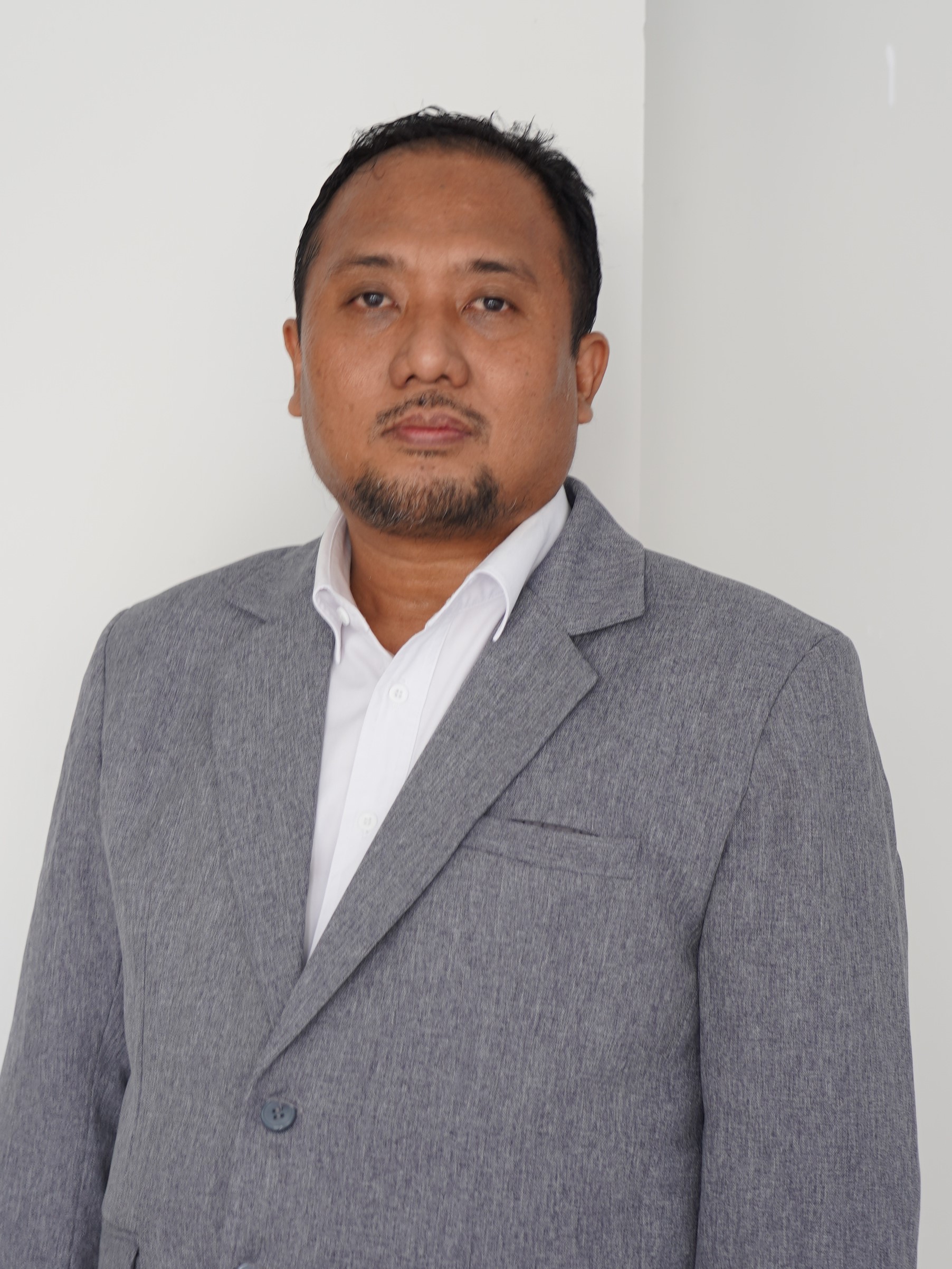 Dr. Achmad Syahrul Choir, S.S.T., M.Si.